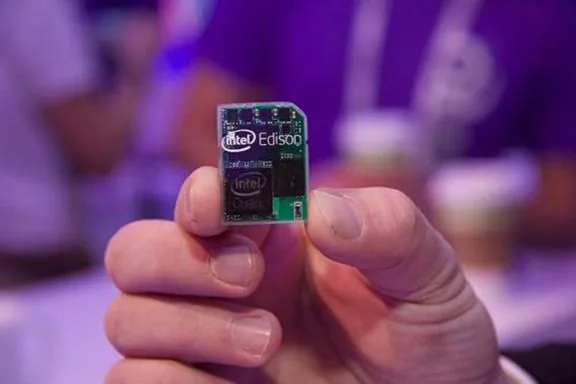 Prototipo Intel Edison presentado con formato de tarjeta SD
