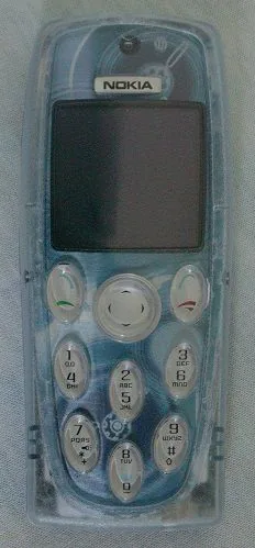 Teléfono Nokia 3200 con carcasa azul