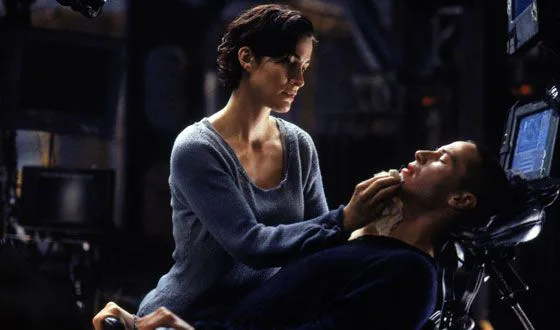 Escena de Matrix relacionada con la implantación de recuerdos