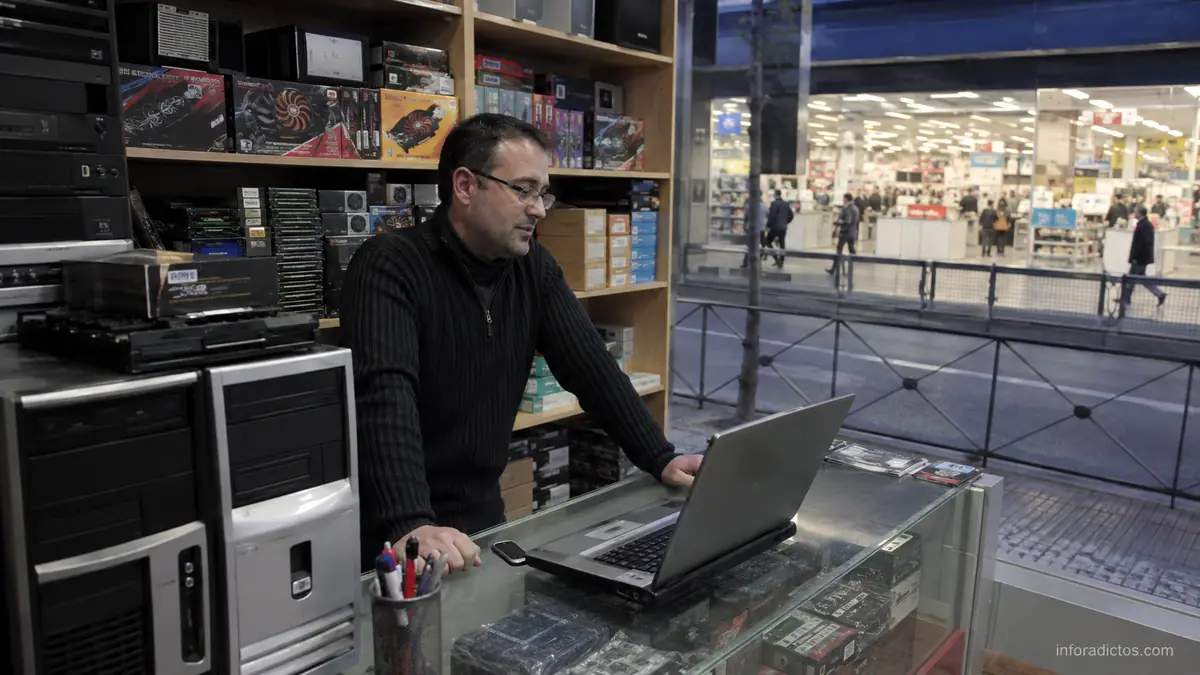Segundo capítulo de: un mundo sin tiendas de tecnología. Los tenderos condenados a desaparecer.